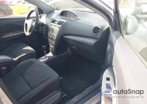 2009 Toyota Yaris z USA, uszkodzony, nr VIN JTDBT903791335150